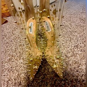 Brand New never worn! Steve Madden Sz 9.5 Clear Gold Studded Women's Boots